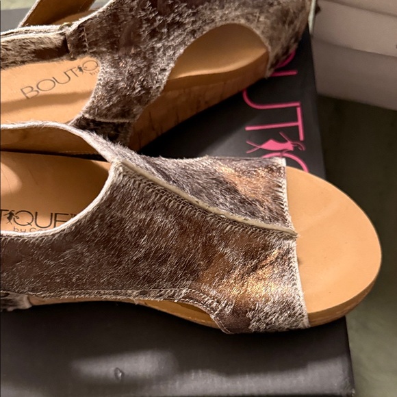 Boutique Corkys Women's Mohair Brown Sandals w/ Yoga Mat insoles - Picture 9 of 9